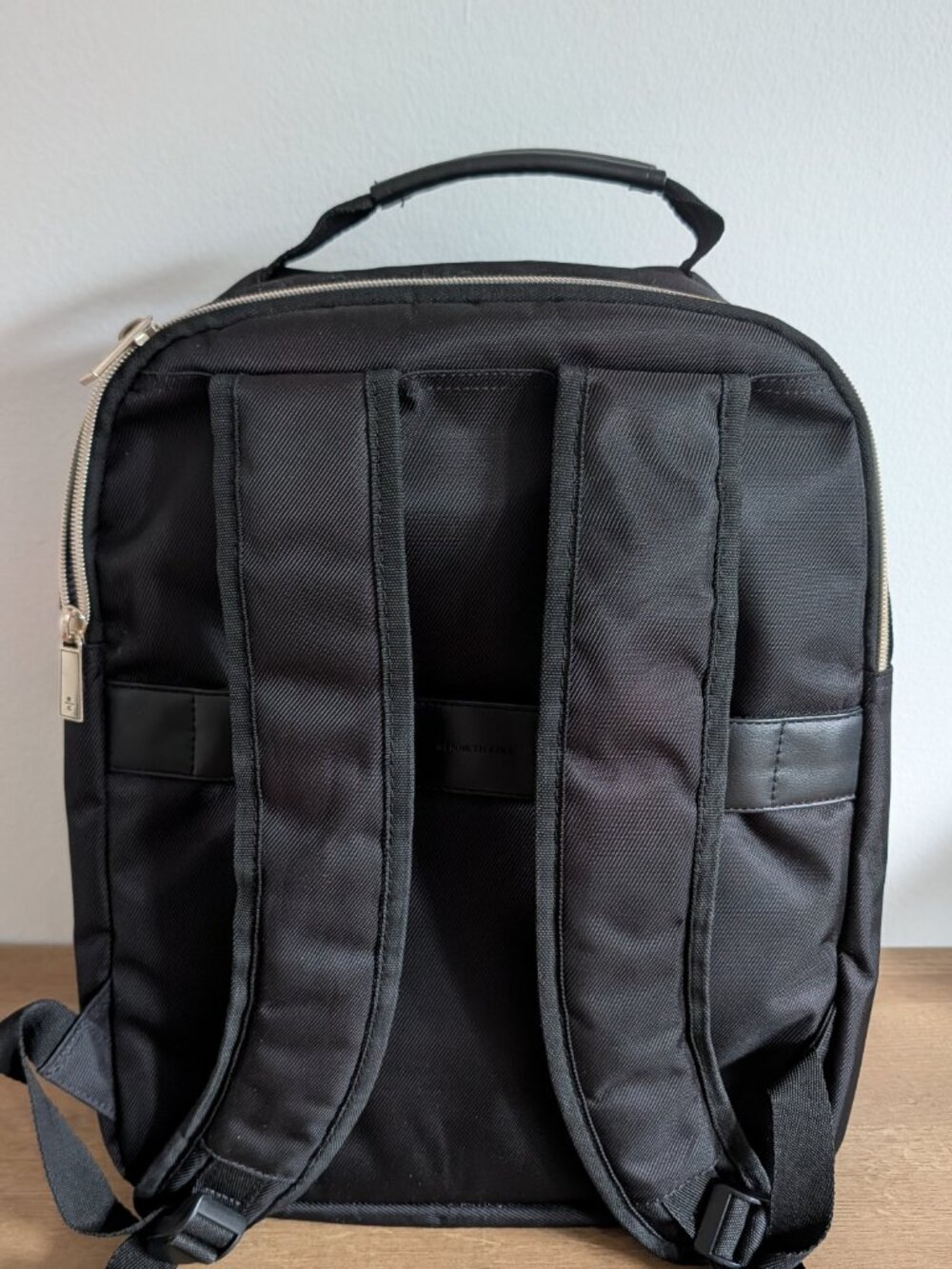 Kenneth Cole Reaction Backpack - Picture 4 of 7